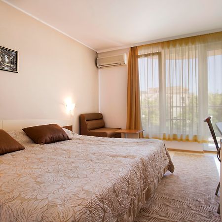 Family Hotel Venera Sveti Vlas Dış mekan fotoğraf