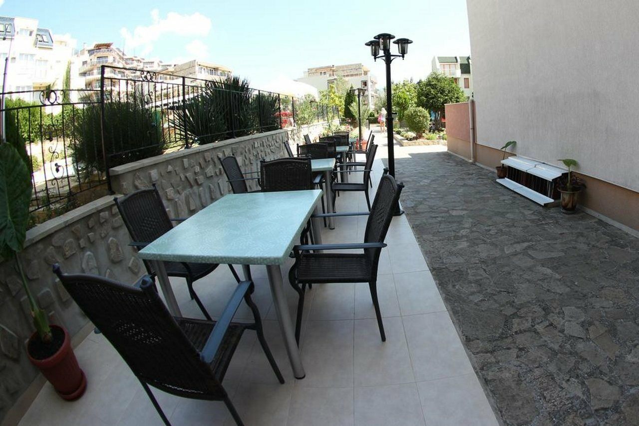 Family Hotel Venera Sveti Vlas Dış mekan fotoğraf