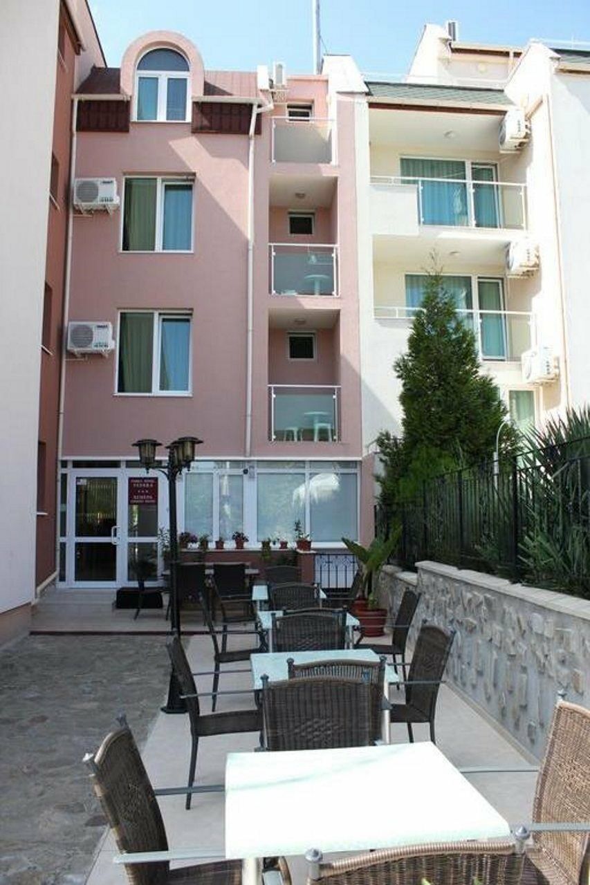 Family Hotel Venera Sveti Vlas Dış mekan fotoğraf